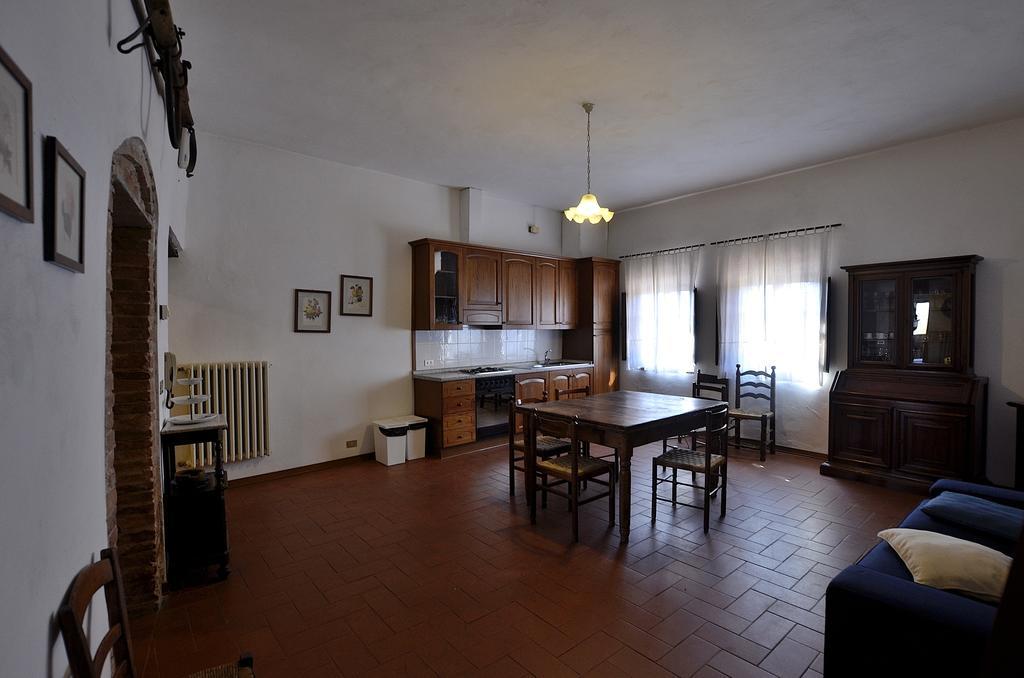 Agriturismo Poggio Ai Grilli Gambassi Terme Quarto foto